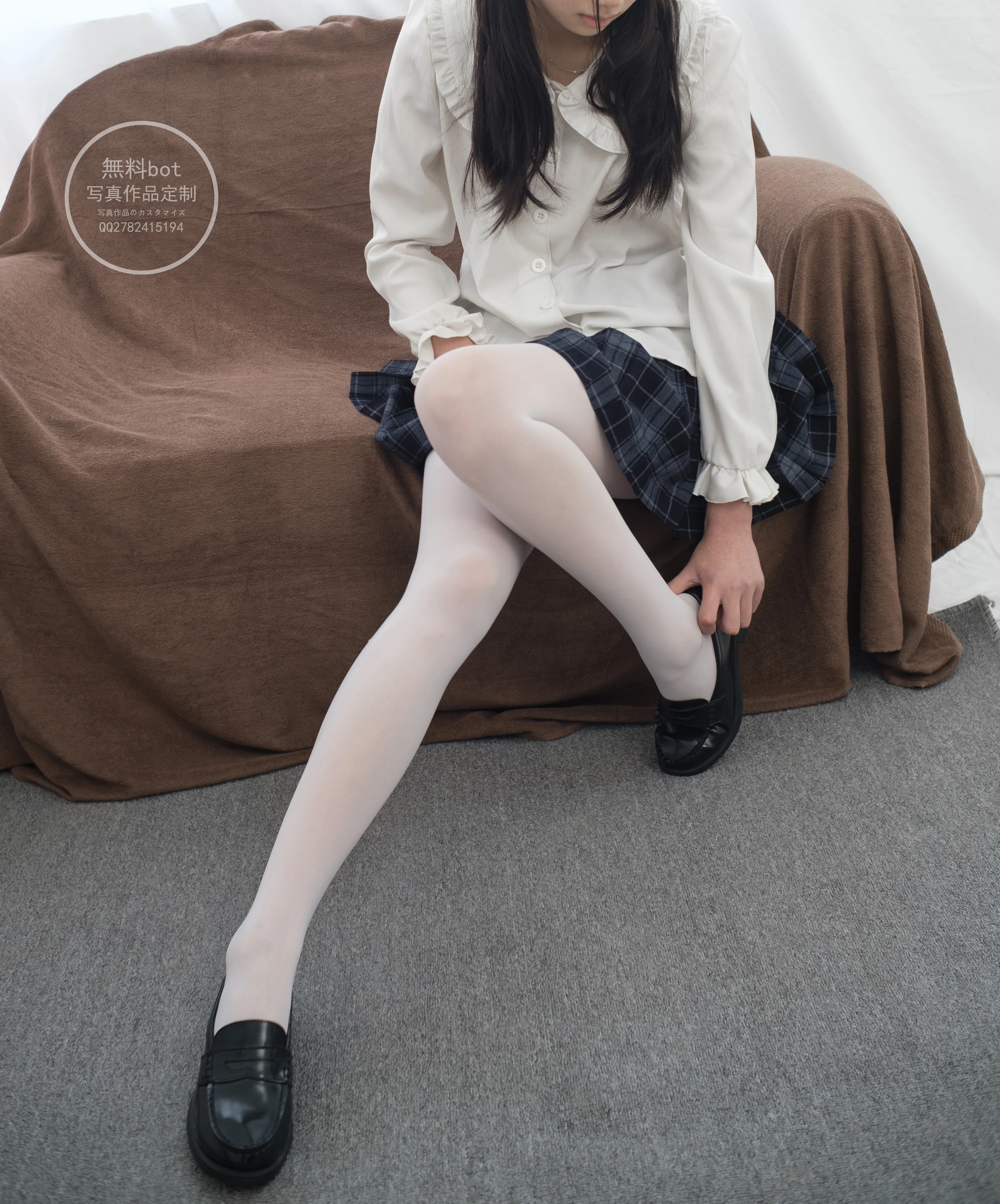 森萝财团 有料 NO.018 吸吸 白丝少女的百褶裙 [71P] 3
